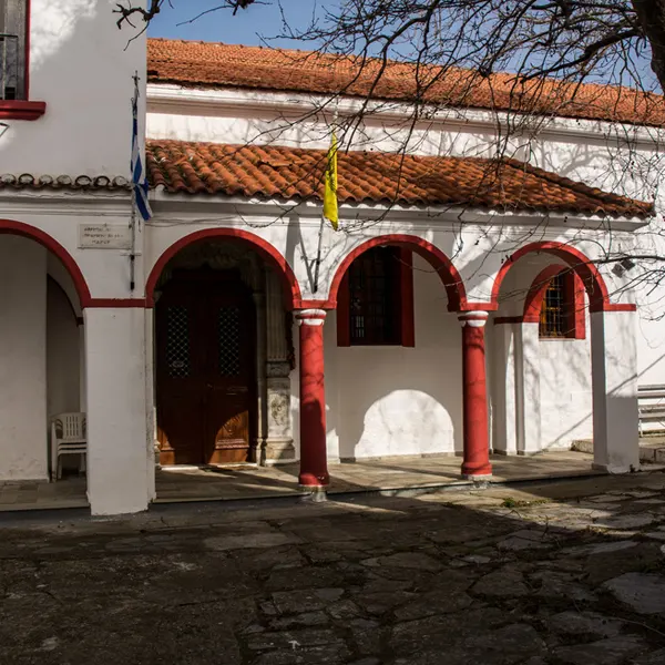 Ναός της Αγίας Τριάδος στο Τρίκερι